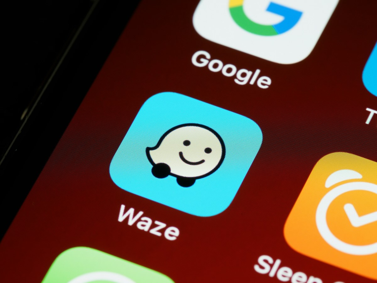 Waze : comment activer la détection des radars sur l&rsquo;application GPS