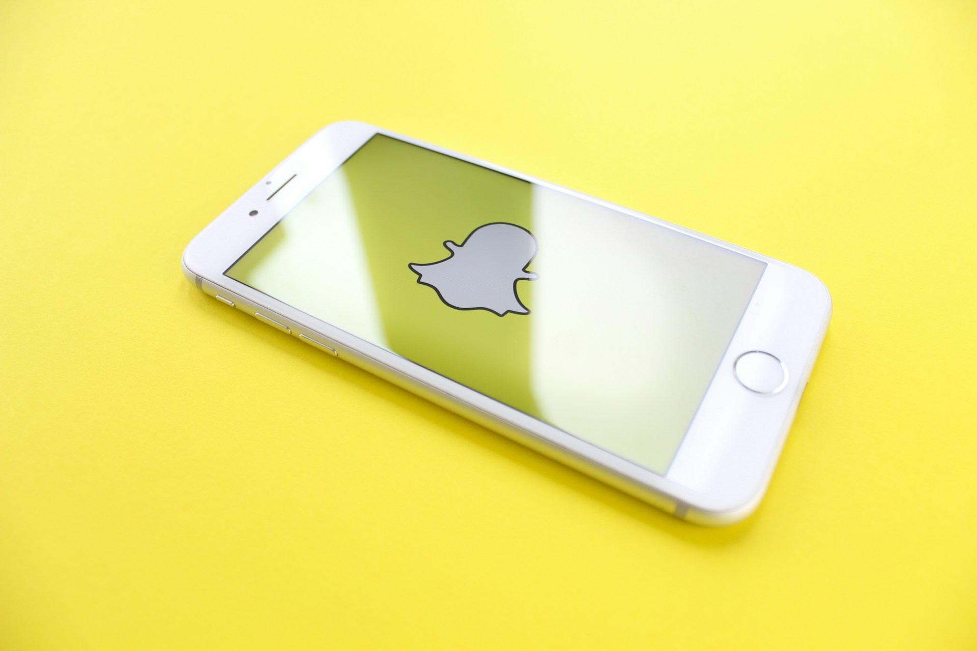 Enquête sur Snapchat : protection des mineurs et conformité au Digital Services Act